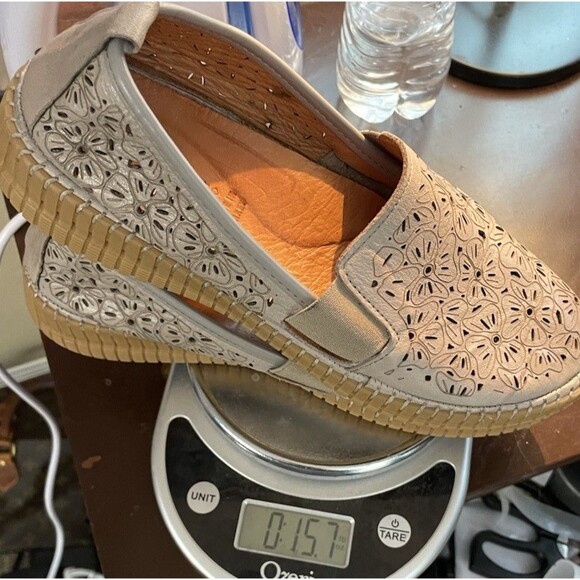 SPRING STEP | JOOKIN SHOES Womens 7 Lightweight Cutout Leather Comfort Loafer - Picture 9 of 9